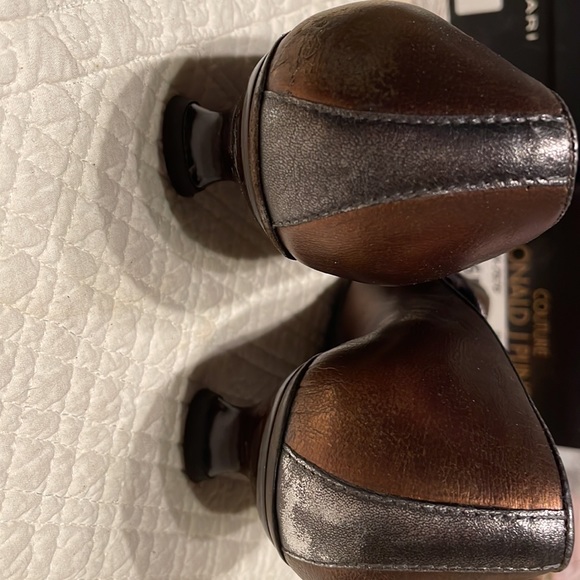 Donald Pliner antique metallic Couture heel - Picture 3 of 10